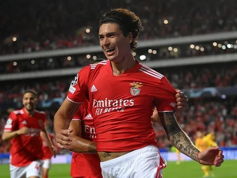 Chi 50,6 triệu bảng, Man Utd sắp có sát thủ ghi 34 bàn/41 trận