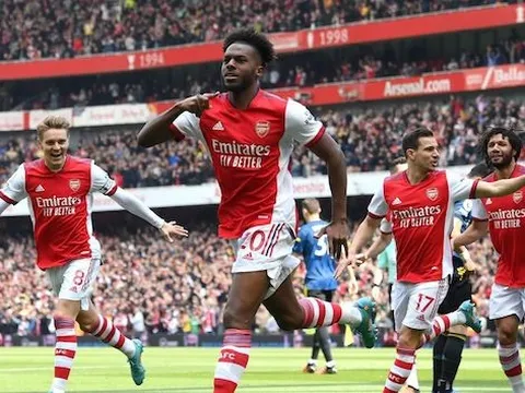 Người từng bị Arteta ruồng bỏ đã làm bất ngờ Rangnick