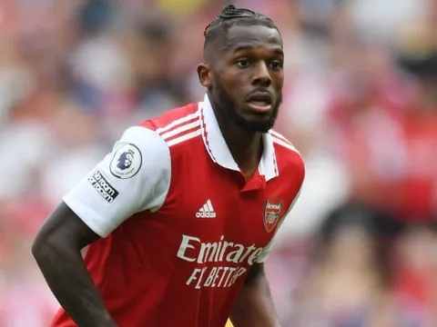 Nuno Tavares rời Arsenal