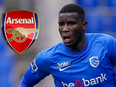 Oanh tạc 33 bàn/38 trận, 'đại bàng' cao 2,01 mét công khai yêu Arsenal