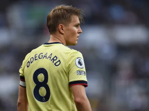 Odegaard: "Anh ấy thuộc top cầu thủ xuất sắc nhất thế giới"