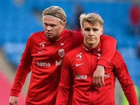 Lộ phản ứng của Haaland khi được lôi kéo đến Arsenal
