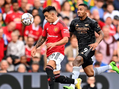 CHÍNH THỨC! Premier League tiếp tục hoãn 3/10 trận; Rõ M.U, Chelsea