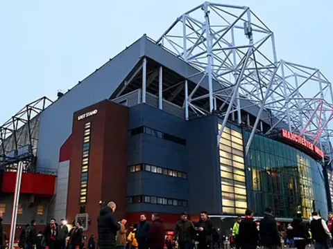 Lộ số tiền khủng Man United xây mới sân Old Trafford