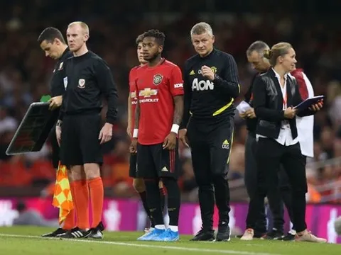 'Nếu M.U chi 50 triệu cho Fred, họ sẽ trả 70 triệu cho cậu ta chứ?'