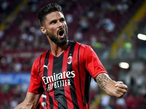 Olivier Giroud lập cú đúp giúp AC Milan giành chiến thắng