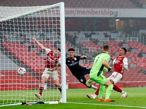 'Hạ sát' Arsenal, khẩu trọng pháo Villa tiết lộ: "Tôi là fan của họ"