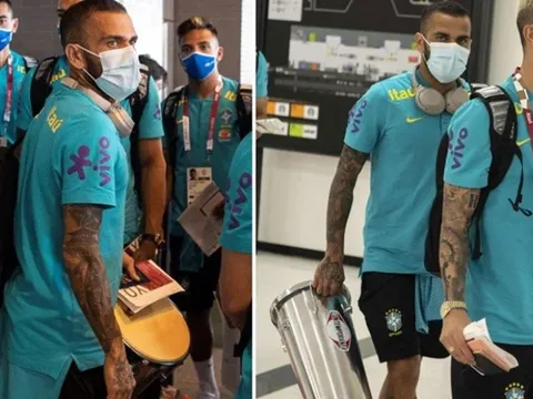 Olympic Brazil hạ cánh xuống Nhật Bản, Dani Alves khư khư giữ hàng lạ
