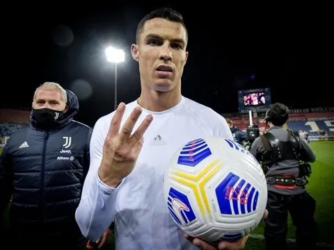 Mức lương của Cristiano Ronaldo ở Man Utd được tiết lộ