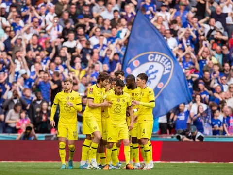 'Ông chủ tuyến giữa' xuất hiện trong trận Chelsea 2-0 Palace