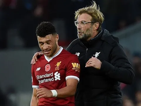 Oxlade-Chamberlain: Cờ đã đến tay, sao lại không phất?