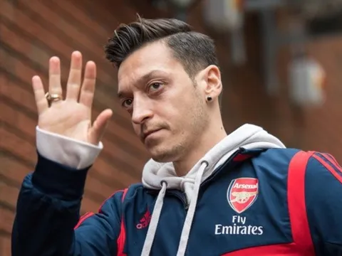 Huyền thoại Arsenal: 'Cậu ta sẽ không đá thêm trận nào nữa cho CLB'