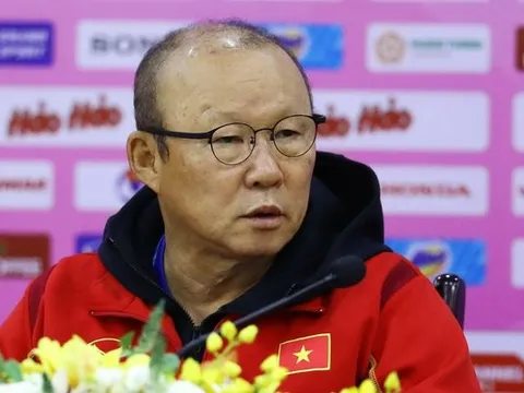 HLV Park: 'Tuyển Việt Nam chẳng việc gì phải sợ Oman'