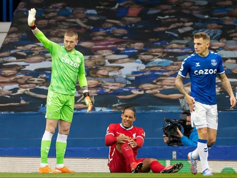 "Chỉ trích Pickford triệt hạ Van Dijk là không công bằng"