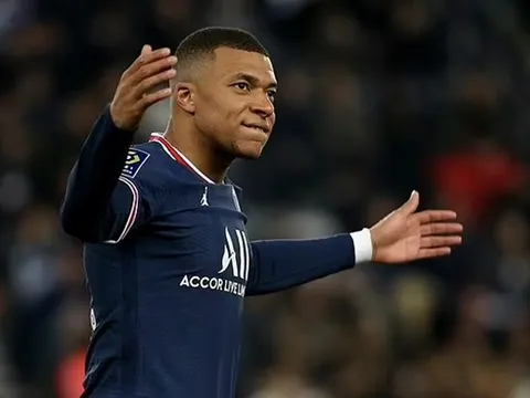 PSG chốt lương cao ngất ngưỡng để Mbappe “quay lưng’ với Real