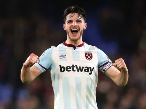 Parker chỉ ra phương án giá rẻ hơn Declan Rice cho Man Utd