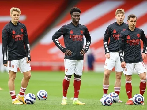 'Thật khó để nhận ra Arsenal...'