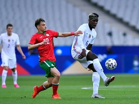 Pogba tiết lộ sự khác biệt về cách chơi tại Man Utd và ĐT Pháp