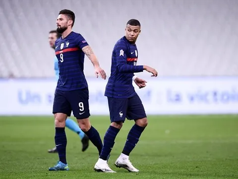 Mbappe tự ái vì Giroud, Paul Pogba lên tiếng nói ra sự thật