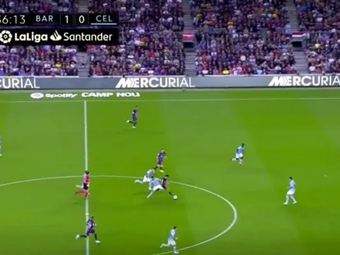 Pedri 'cân' 3, nhảy múa ở giữa sân như Iniesta