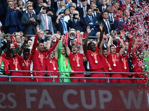 Penalty cân não, Liverpool hoàn thành cú đúp quốc nội