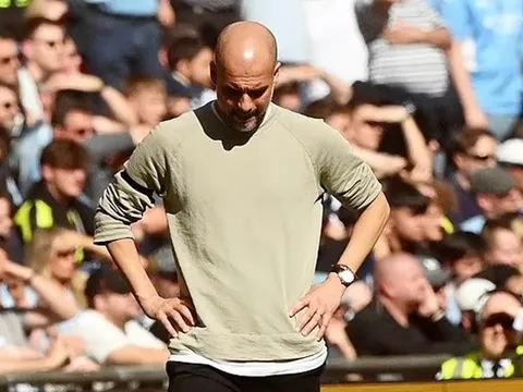 Pep có thấy bài học "chiều sâu" từ Klopp?