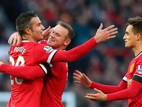 Van Persie đồng ý về M.U cùng Ten Hag, chỉ chờ giấy phép lao động