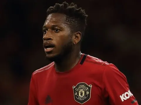 Phạm lỗi với Fred, sao Everton lập tức bị 'hổ báo' Man Utd 'dằn mặt'