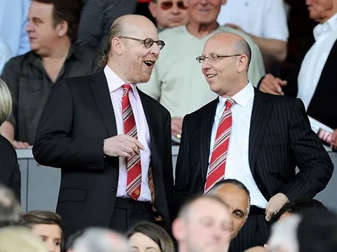 Phản đối Super League, Gary Neville muốn nhà Glazers rời Man Utd