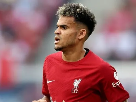 Phó tướng nêu chi tiết cách Liverpool hoàn tất chữ ký 42 triệu bảng