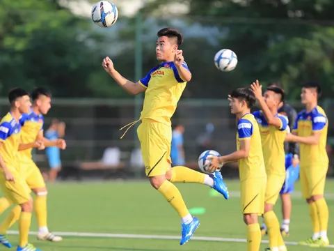 "Phù thủy" Park  hé lộ về 2 suất tăng cường cho U22 Việt Nam