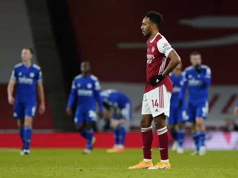 Aubameyang và con số tệ hại trong ngày Arsenal thua nhạt Leicester