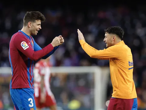 Pique xem xét giải nghệ vào cuối mùa