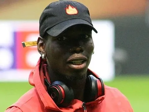 Romano: "Man United sẽ thuyết phục Pogba ở lại sân Old Trafford"