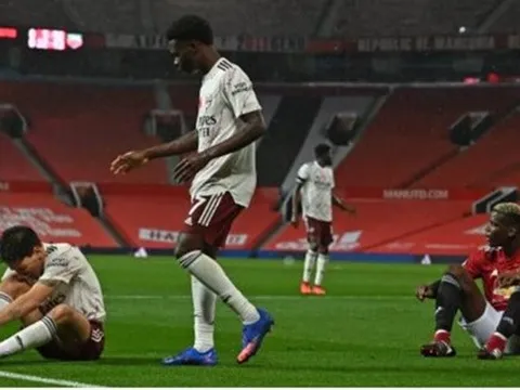 Pogba tệ toàn diện, Man Utd thất thủ trước Arsenal