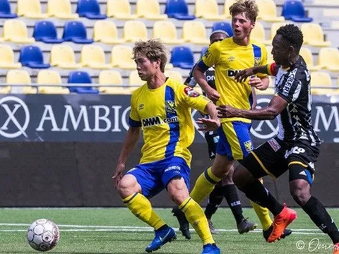 CLB Sint Truidense lại làm điều phũ phàng với Công Phượng