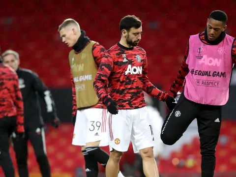Premier League trở lại, Man Utd nguy to với 5 cú sốc
