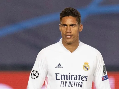 Real ra giá bán đứt Raphael Varane không ngờ