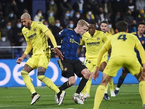 Nhìn Bruno, Ten Hag đã vạch rõ kế hoạch của M.U cho Van de Beek