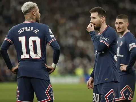 L'Equipe: 'Phòng thay đồ PSG ngột ngạt sau thảm bại'