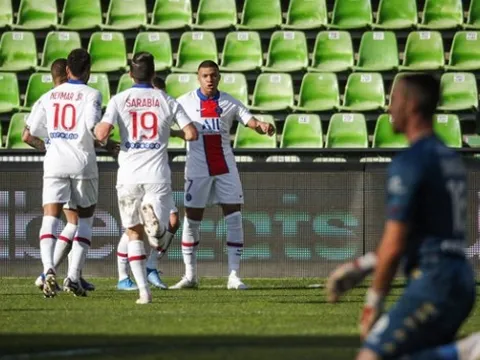 PSG đại thắng Metz, cuộc đua ở Ligue 1 vẫn siêu kịch tính