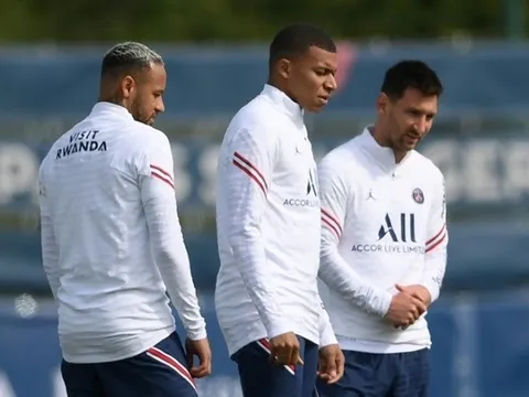 PSG vỡ mộng vì siêu đội hình Playstation