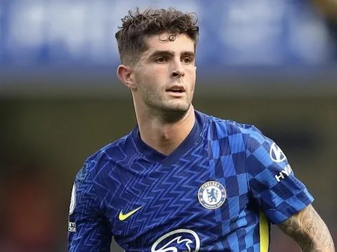 Cha Pulisic hé lộ tương lai con trai ở Chelsea