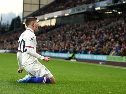 Pulisic đi vào lịch sử Chelsea