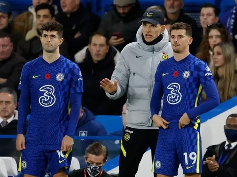 Pulisic vạch trần lời nói dối của Tuchel