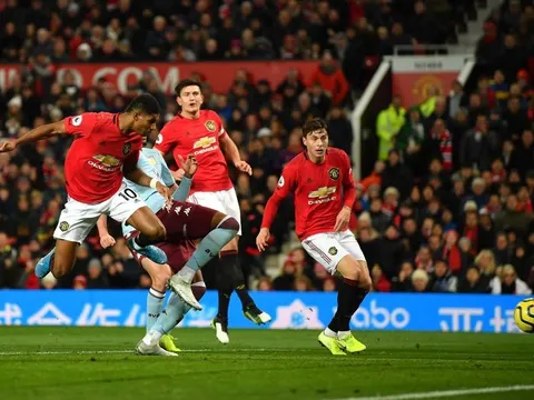 Quá bức xúc, Rashford và đại diện đăng đàn đòi BTC Premier League trả lại công bằng