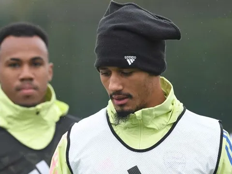 Fan Arsenal: "Arteta rất tốt nhưng lần này sai rồi"