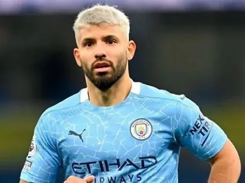 Quá nhiều lý do ngăn cản Aguero đến Barcelona