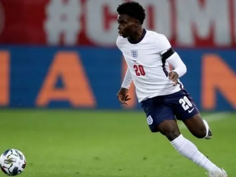 "Quả ớt nhỏ" của Arsenal muốn viết nên lịch sử cùng Tam Sư