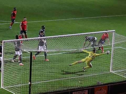 Quả penalty bước ngoặt, Man Utd thắng giòn giã Luton